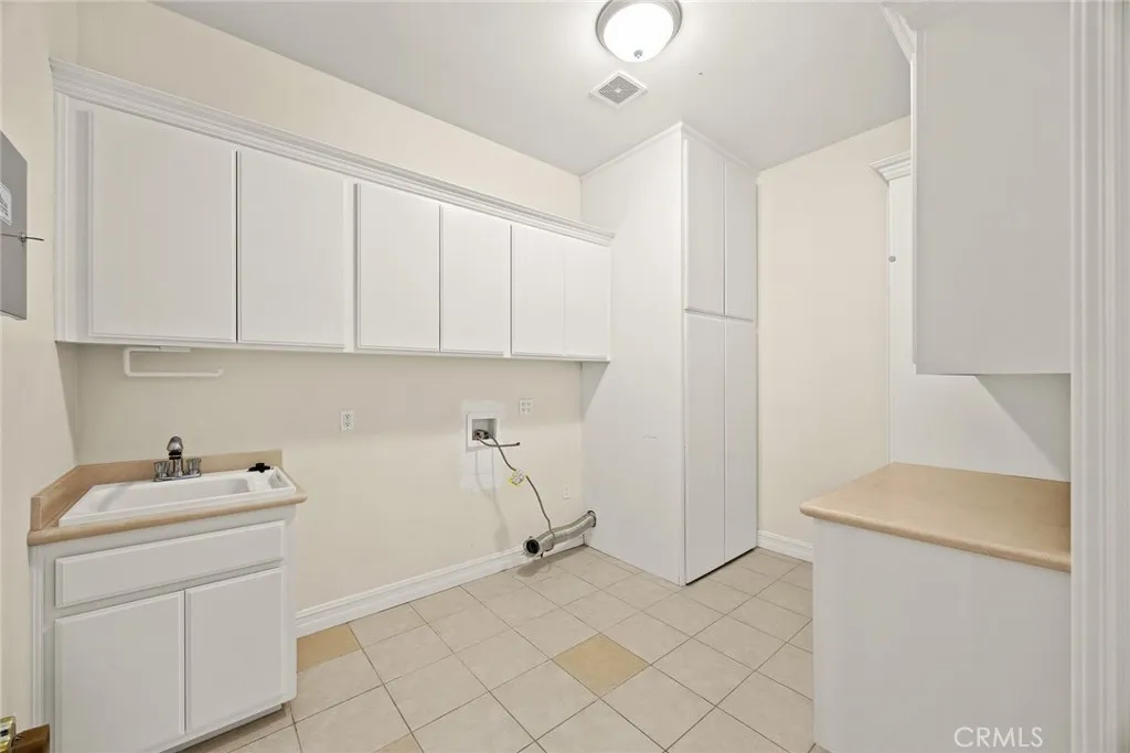 2832 Oak Knoll Drive, Diamond Bar, California 91765 home-pic-33